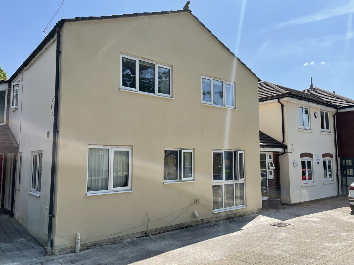 UkHeartbeat's tweet photo. Thank you to Chalk Plastering & Rendering for doing a fantastic rendering job on #HeartbeatHouse. https://t.co/0uL9EHzdjO