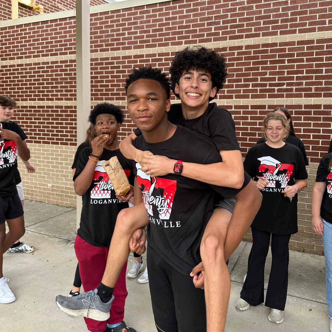 LoganvilleMS's tweet photo. We love the opportunity to introduce our rising 6th-grade students to LMS, but seeing our 8th-grade students leave us is sad. We are proud of these students and can't wait to get to know our newest group of Red Devils in the coming year! https://t.co/p8bqwJx0Vz