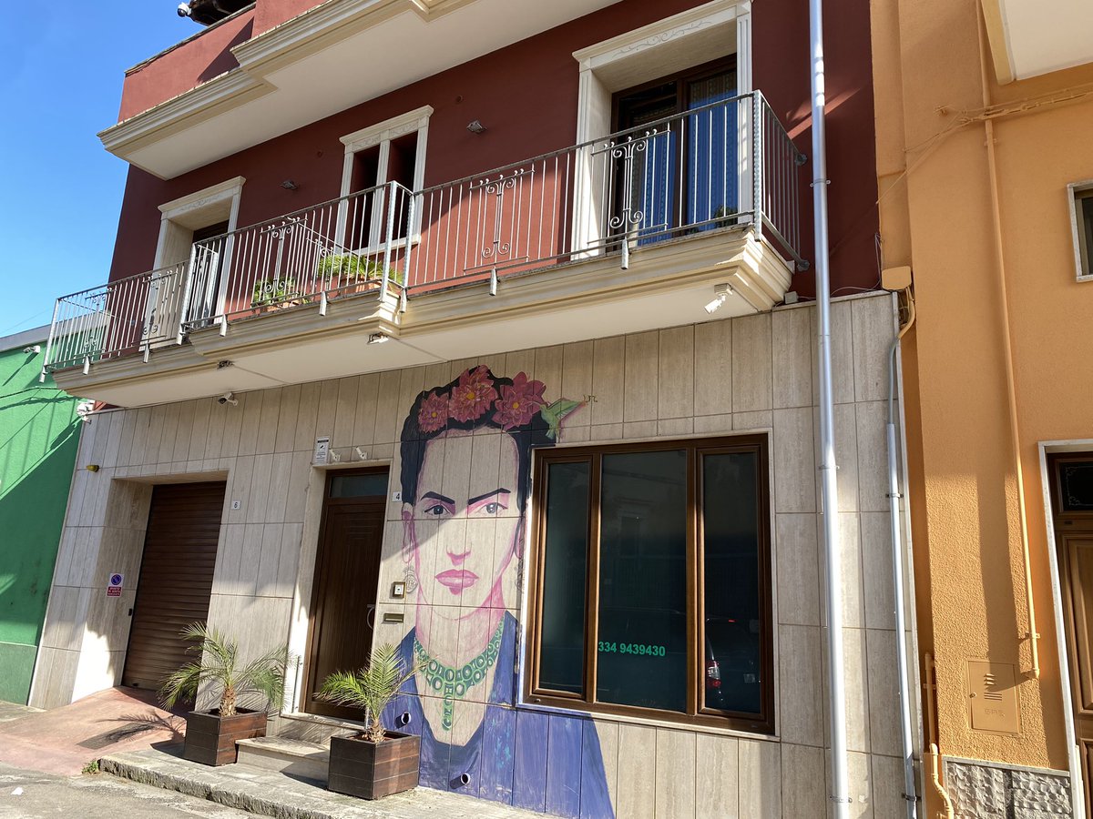 Otra presencia mexicana más Hotelería en #ITALIA <a href="/RegionePuglia/">RegionePuglia</a> <a href="/LecceProvincia/">Provincia di Lecce</a> Felicidades Juan&amp;Maria Angela Riveroll por bonito y exitoso”Bed&amp;Breakfast”inspirado nuestra legendaria #FRIDAKAHLO.Cuentan con simpatía y apoyo <a href="/EmbaMexIta/">Embamex Italia</a> <a href="/maldarizziauto/">Maldarizzi Automotive</a>. <a href="/SECTUR_mx/">SECTUR México</a> <a href="/TorrucoTurismo/">MiguelTorrucoMarqués</a>