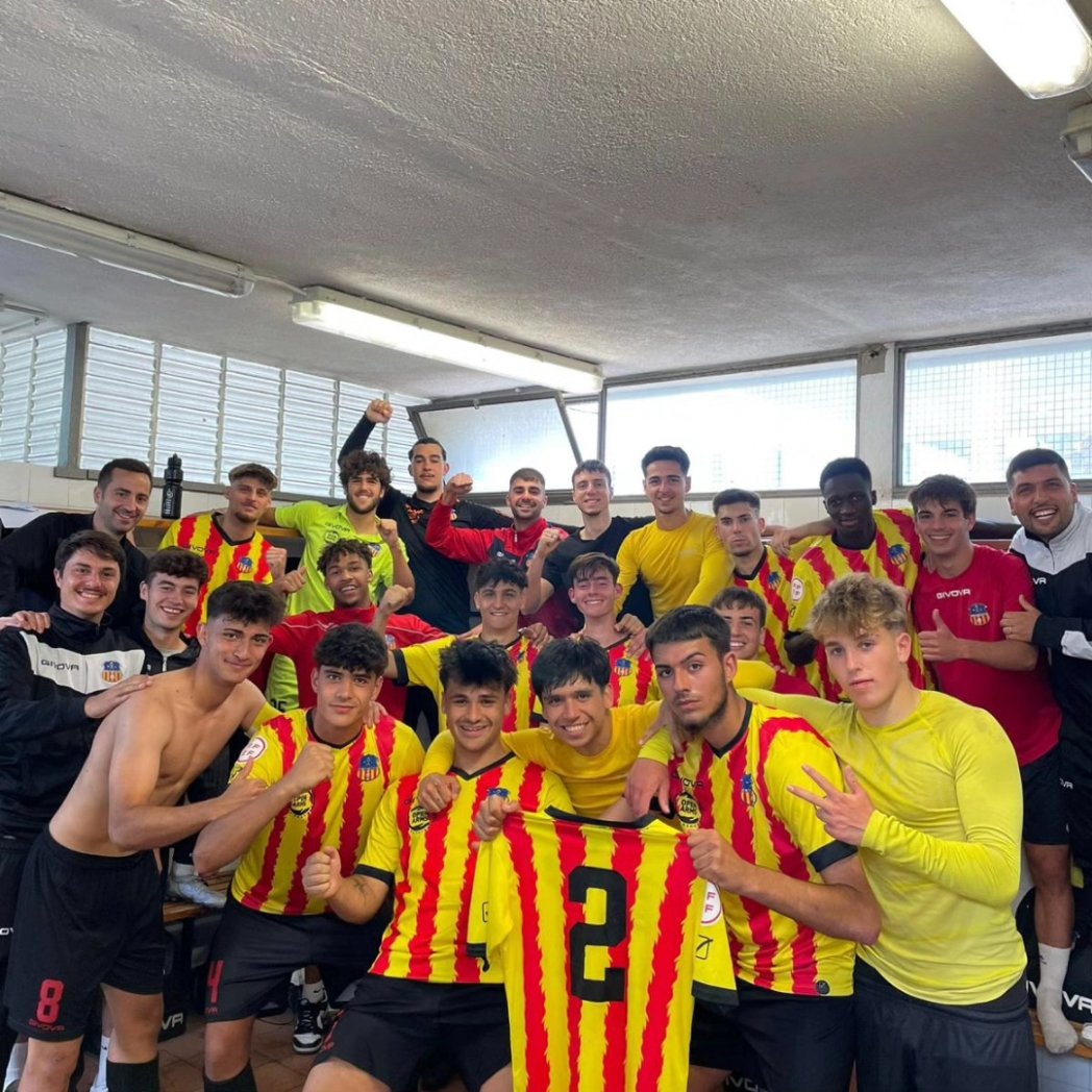Punto final. Gran experiencia. No nos lo pusieron nada fácil, el camino ha sido complicado. Pero nos quedamos con lo bueno, que ha sido mucho. Hemos competido, disfrutado de lo que más nos gusta y conectado con un grupo humano increíble. (1)