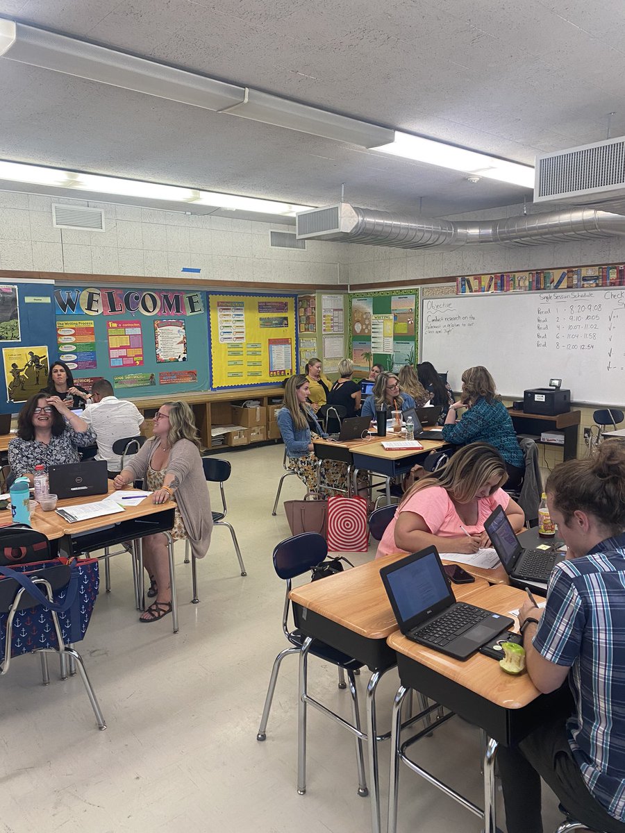 J_Filipow's tweet image. It was a great day in Kearny as we planned for chapter projects in using @SocialStudiesSS Young Citizens Program. I can’t wait to see these in action! #PartnerswithaPurpose @montra_rogers