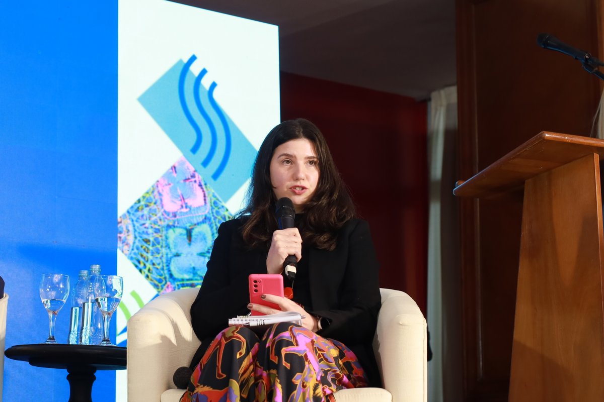 oeidigital's tweet photo. #CILPE2023 | @vivianraffaeli, relatora de esta sesión, destaca los momentos más relevantes indicando:

🗣"Durante este espacio se ha puesto énfasis en la necesidad de que la comunicación sea democrática, clara e inclusiva para todos". 📝 https://t.co/DAYkg4LBXC