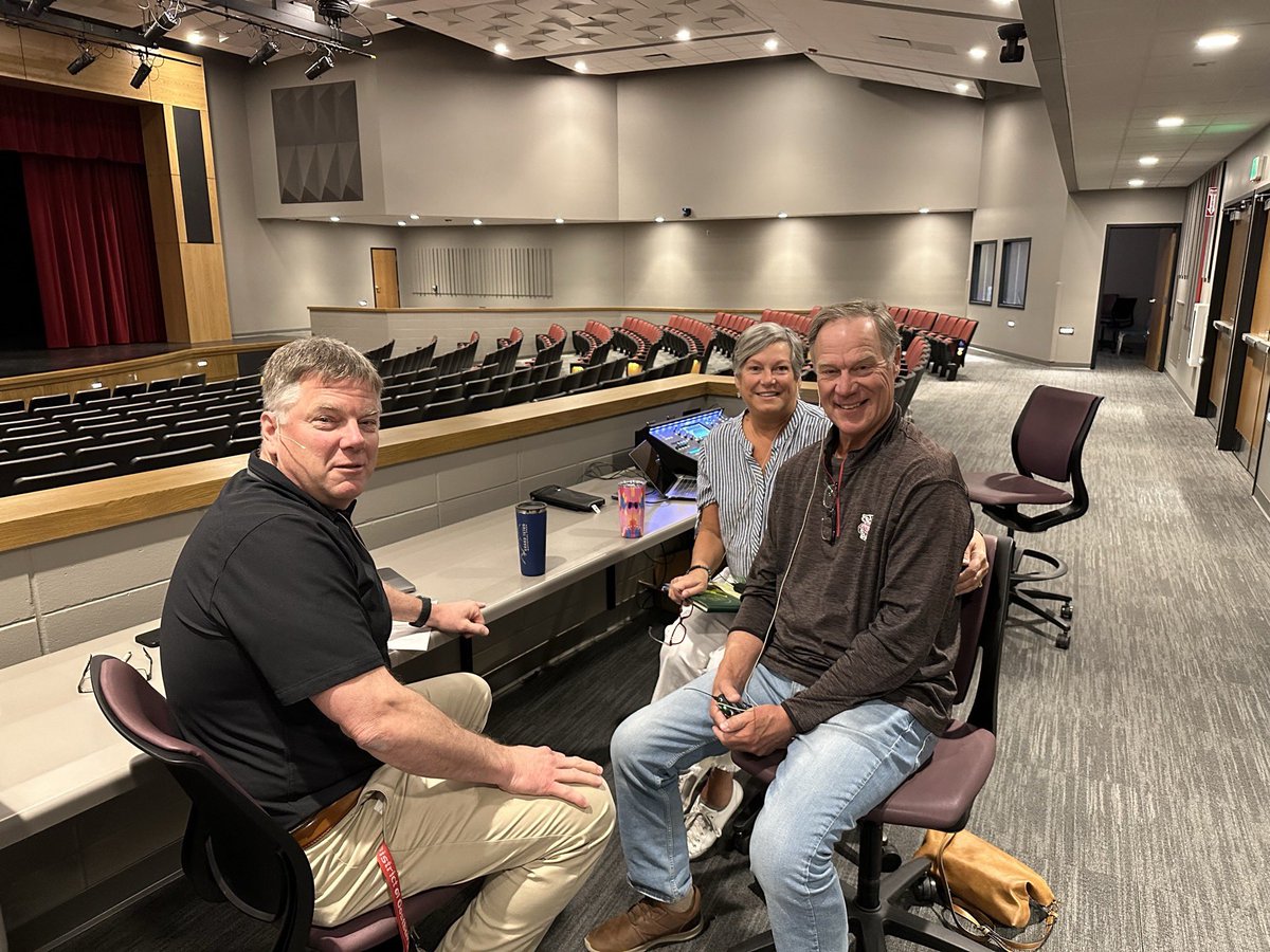 Jon and Beth have a longstanding connection to our schools and district as parents, business partners, educators, and community members.  

Thanks for tuning in to Episode 4 of Tradition Never Graduates! 😎👍⬇️

oostburg.k12.wi.us/article/1129250

#BoostTheOost
