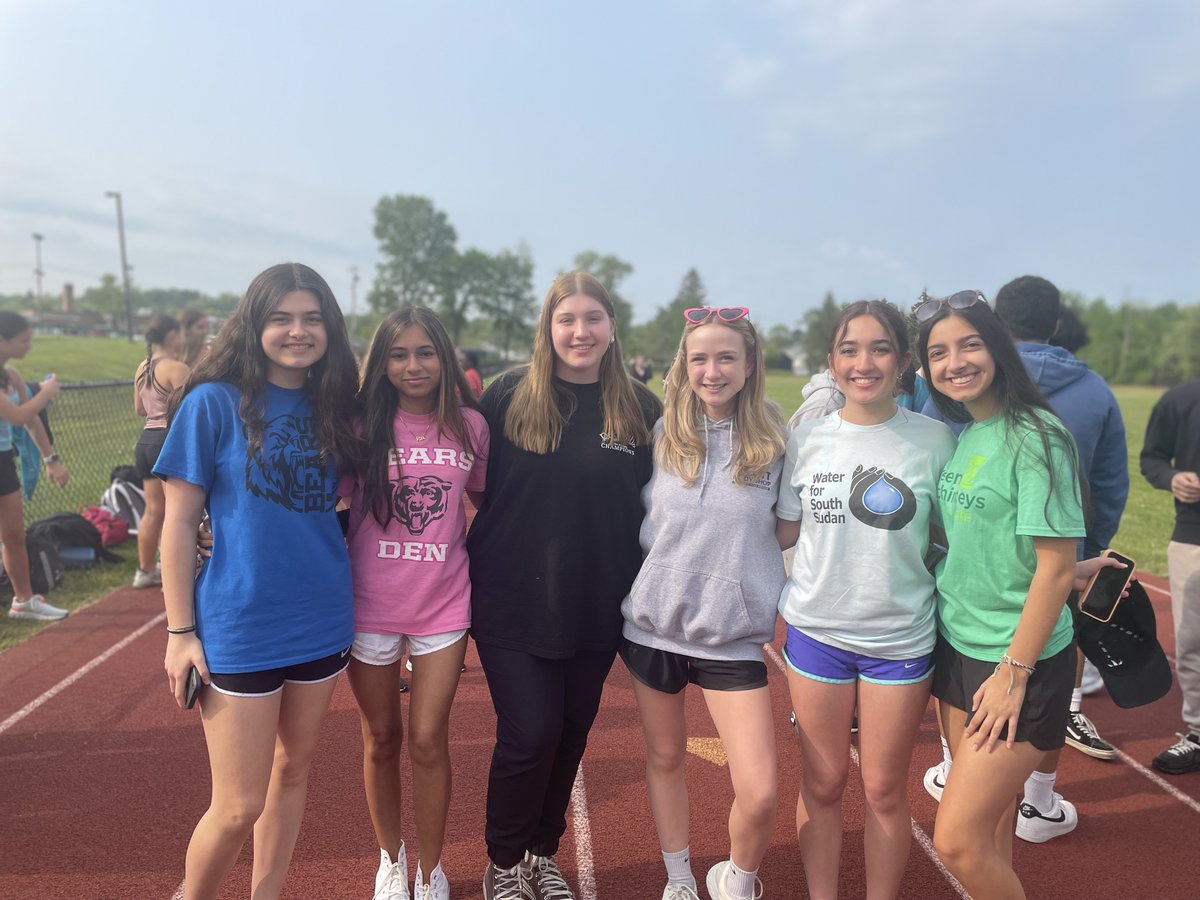 brewsterschools's tweet photo. 💧Walk for Water A BIG Sucess--still time to donate: https://t.co/bwU29hniap... https://t.co/kZeoQI0CLb