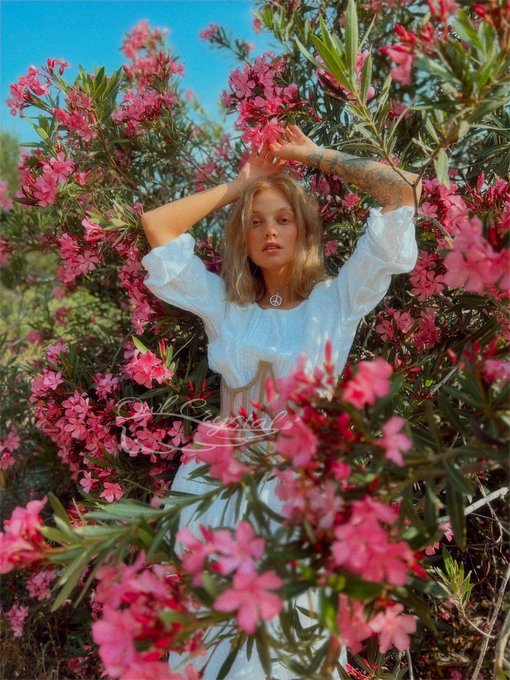 Mood: oleander princess 👸🏼 🌸 https://t.co/YEE5ZfylK5<a href="/tag/cutegirl"class="tags"><span>#cutegirl</span></a><a href="/tag/ahegao"class="tags"><span>#ahegao</span></a><a href="/tag/ahegaofaces"class="tags"><span>#ahegaofaces</span></a><a href="/tag/ahegaogirl"class="tags"><span>#ahegaogirl</span></a><a href="/tag/ahegaoreal"class="tags"><span>#ahegaoreal</span></a>