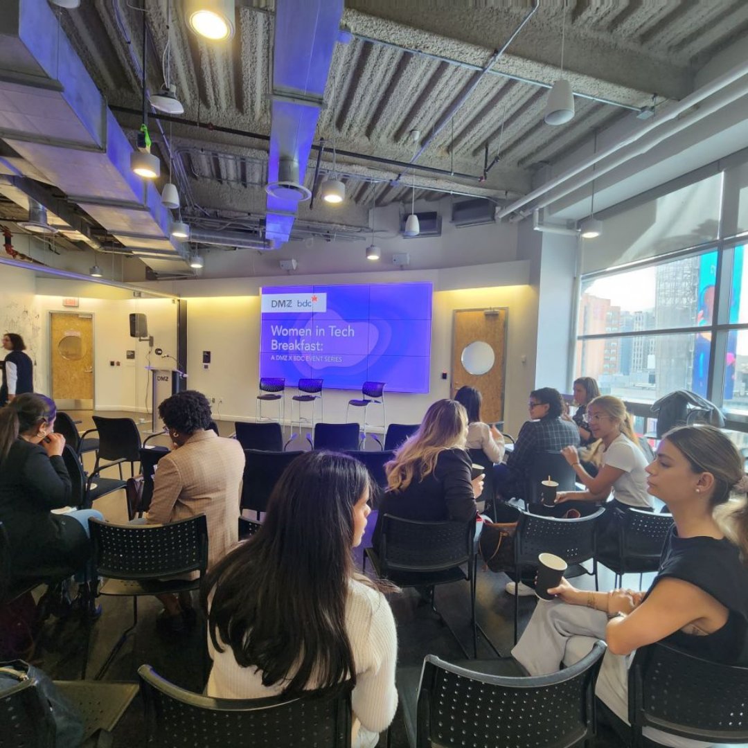 💡👩‍💼The Women In Tech Breakfast hosted by @TheDMZ x BDC last week was a powerhouse of knowledge! @TheKhushbooJha , Founder & CEO of @BuyProperly delivered a powerful message: 'Know the ecosystem, know how to learn, and ask a zillion questions!' #WomenInTech #BuyProperly