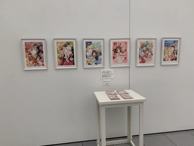 卒業生展「それぞれの今」展、映像、造形、マンガイラスト本当に色々なそれぞれの今です。