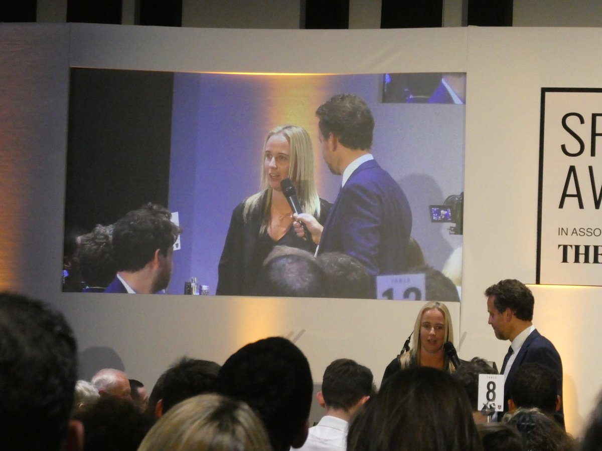 AsifBurhan's tweet photo. England legends @bmeado9 and @GeoffreyBoycott are among those nominated tonight. Sir Geoffrey shouts out "hey Beth, come and play for Manchester United!" #SBA23 #ReadingForSport https://t.co/B0wq3FetVb https://t.co/ag7udttaXf