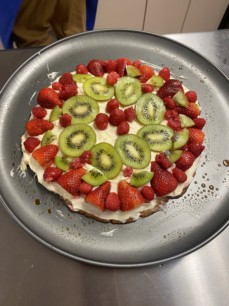 LoriSuss's tweet photo. Fruit Pizza Day #mhsmustang1 #menomfcs #sayyestofcs https://t.co/lIyCmoXyW4