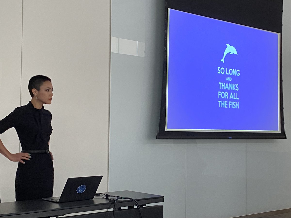 Amy Robbins tweet media