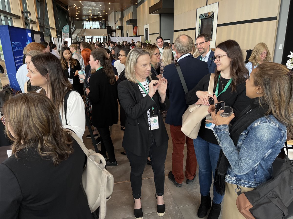 YvesCharmont's tweet image. Le colloque de l'ACMQ 🍁🦫 bat son plein. Les collègues  québécois sont sur la brèche👍. De bonnes pratiques, sources d'inspiration  🇨🇦 #capcom23 #compublique acmq.qc.ca