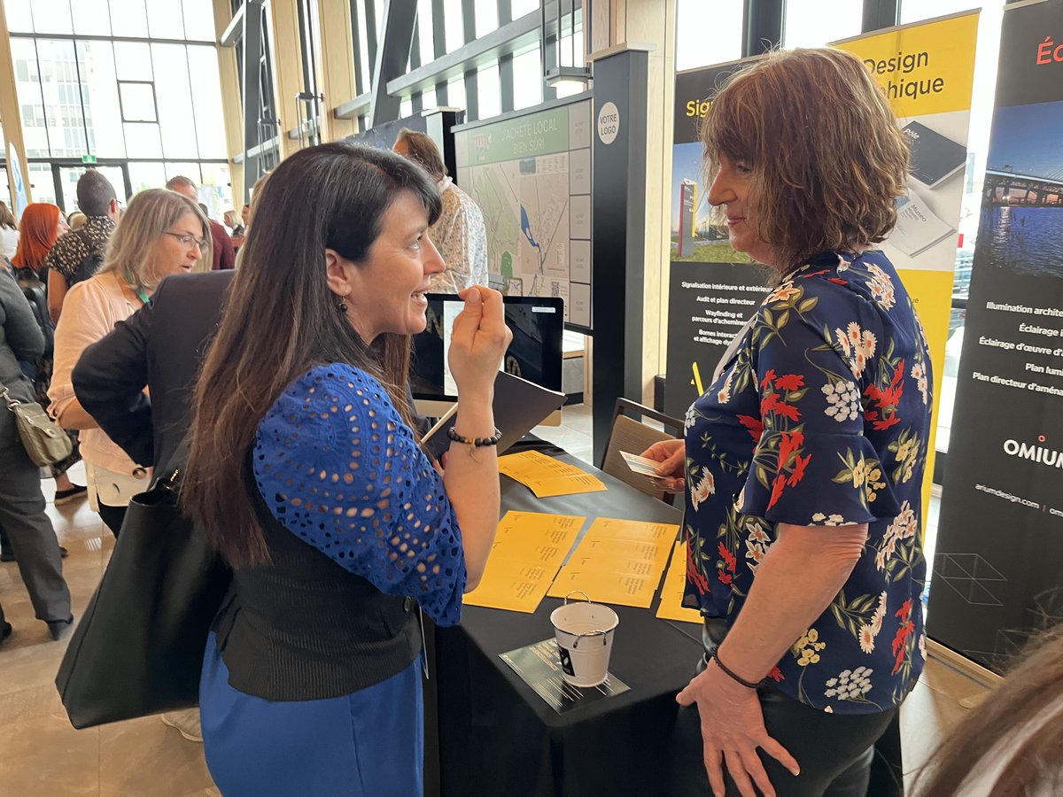 YvesCharmont's tweet image. Le colloque de l'ACMQ 🍁🦫 bat son plein. Les collègues  québécois sont sur la brèche👍. De bonnes pratiques, sources d'inspiration  🇨🇦 #capcom23 #compublique acmq.qc.ca