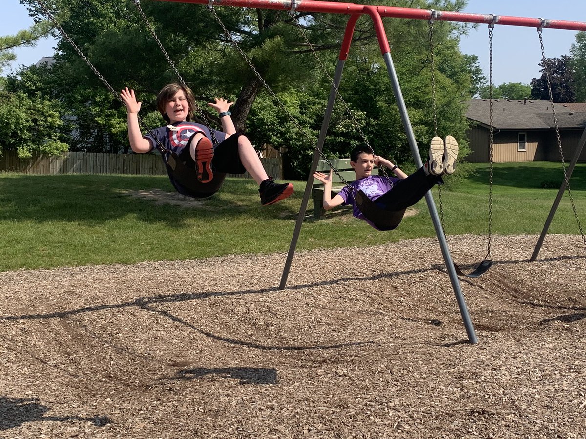 Mrs Eckert tweet media