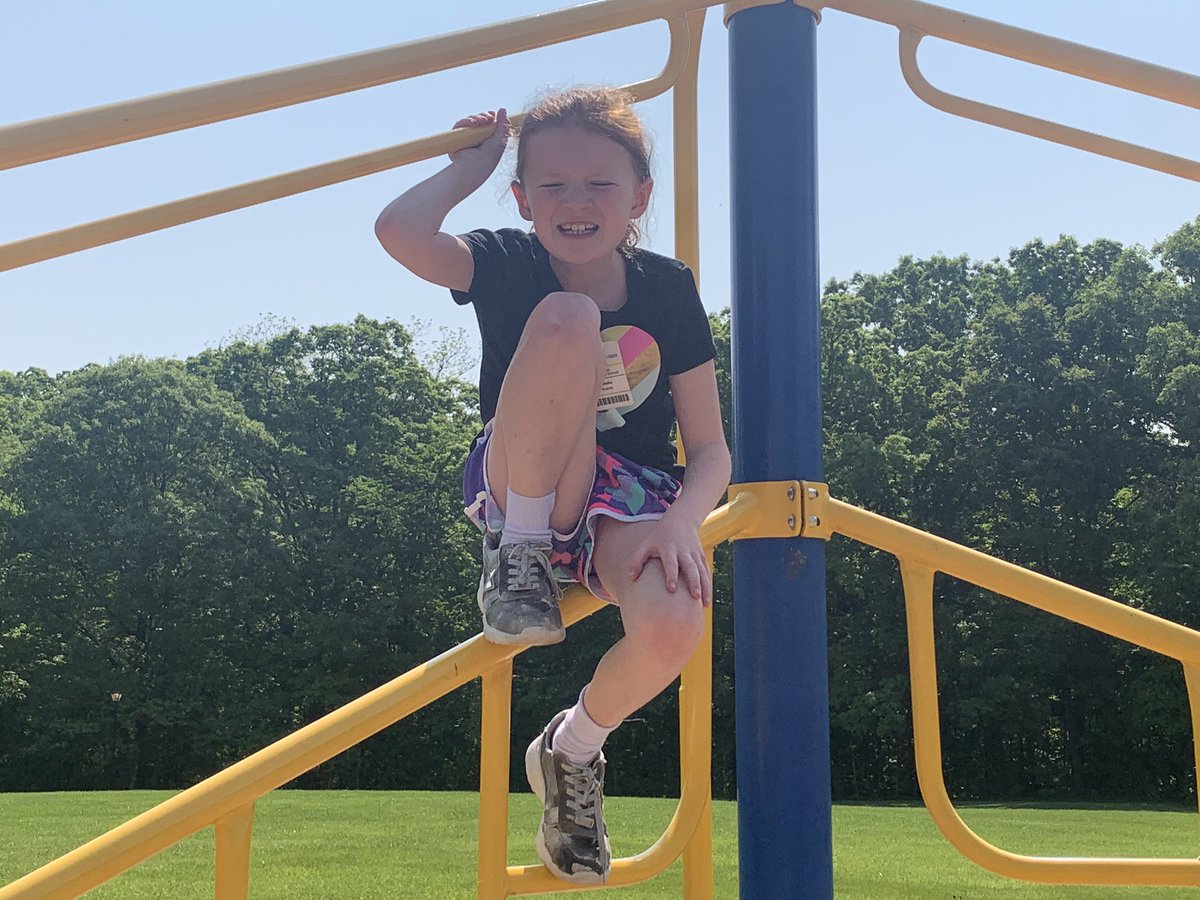 Mrs Eckert tweet media