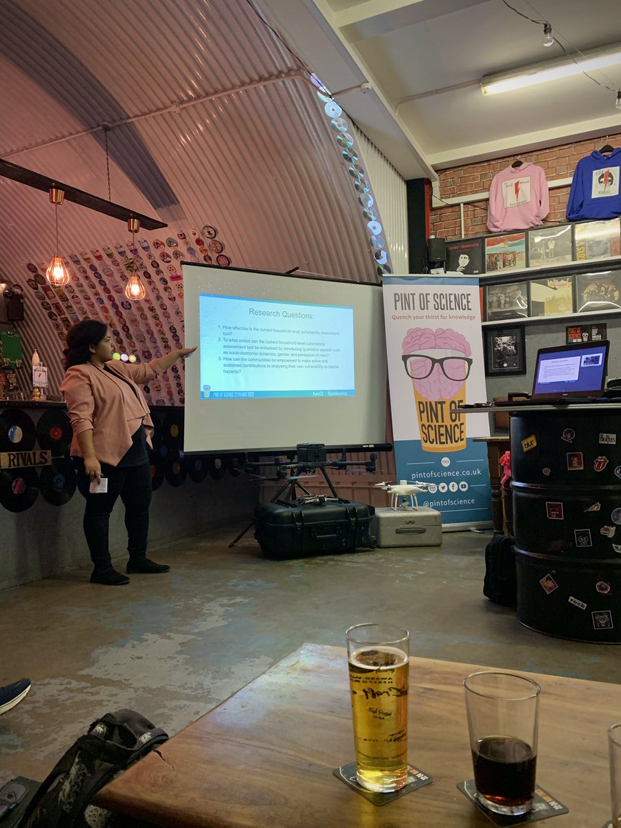 JosieLynch_'s tweet image. It was a delight to present with @Ian_Maddock, @AlanBDixon and @banerjee_beas at @pintofscience last night 🍺 thanks to @WorcesterRS for organising #Pint23 #drones #NFM