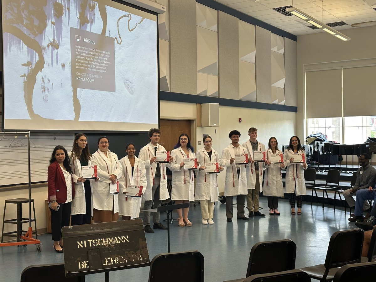 MrLittleScience's tweet image. Congratulations to all students in the @LibertyHigh Engineering and BioMed @PLTWorg program who did their capstone presentations today. Job well done! @Leesonscience @basdjacksilva @BASDSUPT @BethlehemAreaSD @MissRichardsLHS @hbailey3LHS @DrKeshodkarS @engtotch