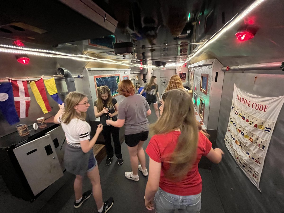 Wilbur_TrimpeMS's tweet photo. 6th Grade IMSA visited an escape room today and used logic and reasoning to escape. #ThisIsTMS #GoEagles https://t.co/2lcERc7oZr