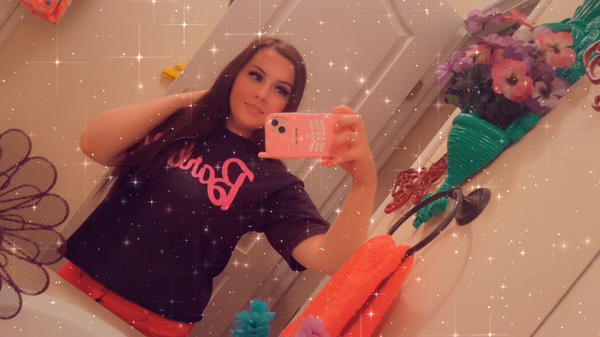lismd311's tweet photo. New #barbie shirt I got at Ross today after work. Love it 😍 https://t.co/FeQ8RKa11L