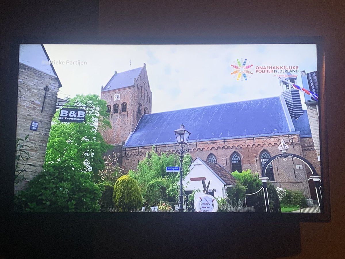 Vanavond in een shot op TV NPO1, 
Prachtig plekje in #zonniggrou #dethuiskamer 💪🏻