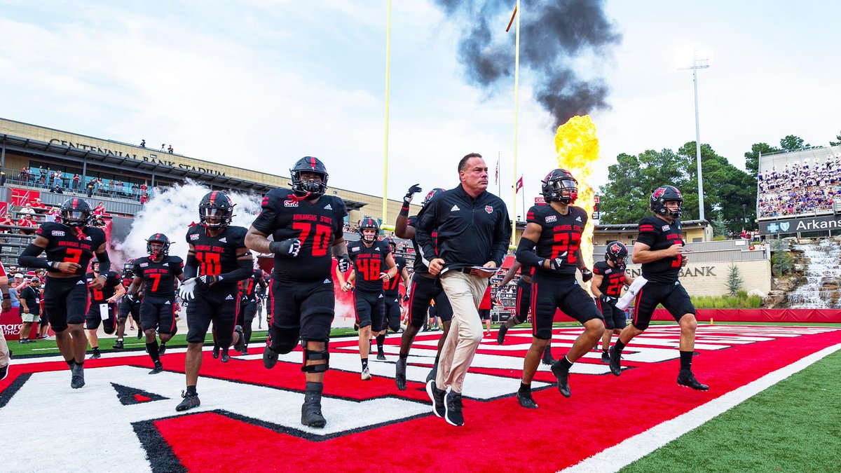 #Blessed to Receive an Offer from Arkansas State Univiersity! 

<a href="/CoachDLett/">Derrick Lett</a> <a href="/ArkansasStateFB/">Arkansas State Football</a> <a href="/CoachReynolds81/">Vince Reynolds</a> <a href="/robharley34/">Coach Harley</a> @Qoach_Nick <a href="/Carr_Show/">Greg Carr</a> <a href="/caleb1rollerson/">Caleb “Rollo” Rollerson✞</a> <a href="/HamptonAntwuan/">Antwuan Hampton</a> <a href="/SAlbright1116/">Sarah Albright</a> @Zone6North