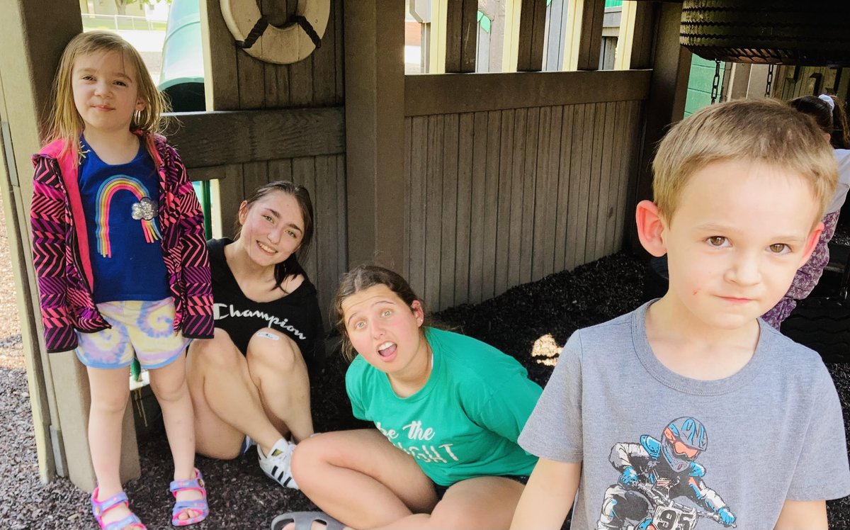 SadiePfantz's tweet photo. Parenting May Term making new friends @ Pineview! #IFACadetPride #piggybackrides #recessjail #tireswing https://t.co/hBhDq8wqOX