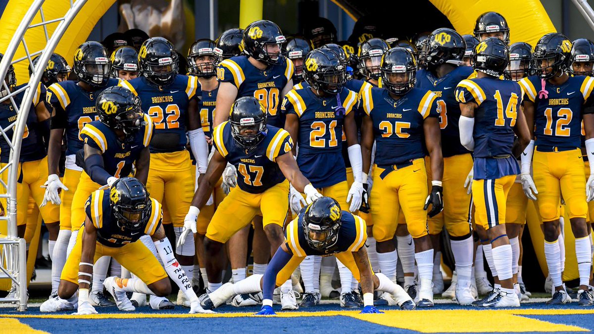 Blessed to announce that I have received an offer to <a href="/ucobronchofb/">UCO Football</a>! Thank you to <a href="/CoachTwe/">Logan Twehous</a> &amp; <a href="/AdamDorrel/">Adam Dorrel</a> for the opportunity!

<a href="/Coach_Hayashi/">Brandon Hayashi 🇯🇵🇪🇬</a> @CoachRaulMarti1 <a href="/DavePortz/">Dave Portz</a> <a href="/KevinPuckettJr/">Kevin Puckett Jr</a> <a href="/shanevirnala/">Coach ShaneV</a> <a href="/ant_arguello/">AGA</a> <a href="/CitrusFootball/">Citrus College Football</a>