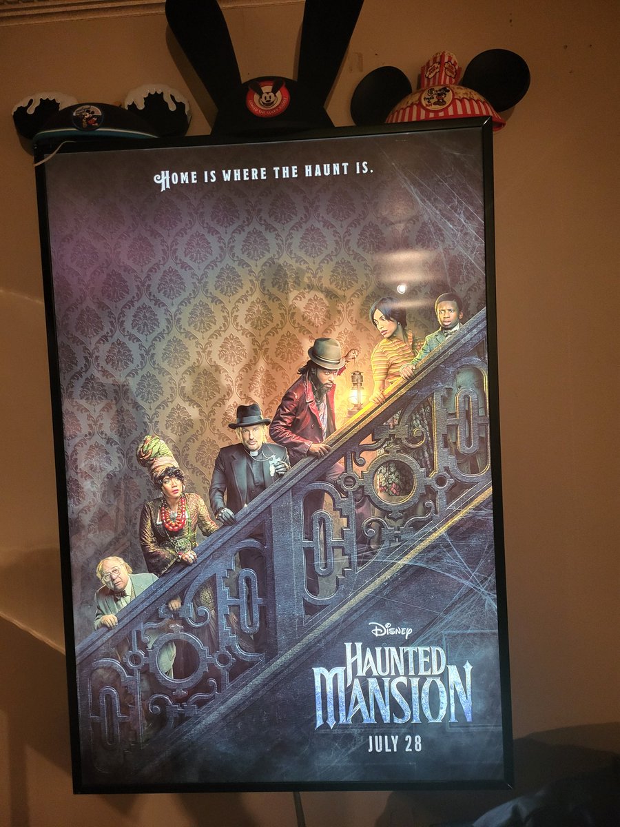 michaelkreagan's tweet photo. Just received my Haunted Mansion one-sheet from #DisneyMovieInsiders https://t.co/yrHeGy3IgZ