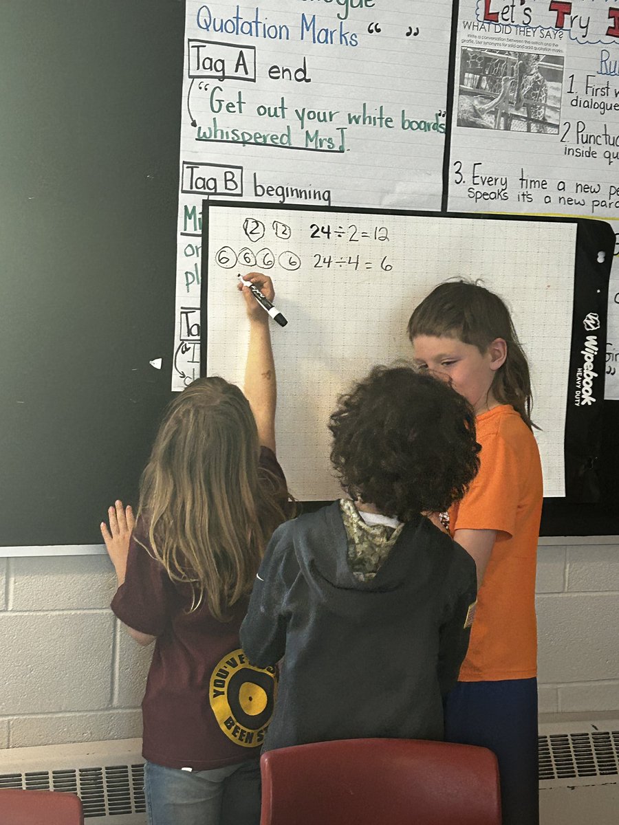 MeghanJoudrey's tweet image. #verticalspaces for the win!! Students in 3J @BerwickSchool are exploring division through #problemsolving and applying their math understanding! @AVRCE_NS Number Sense is fun!