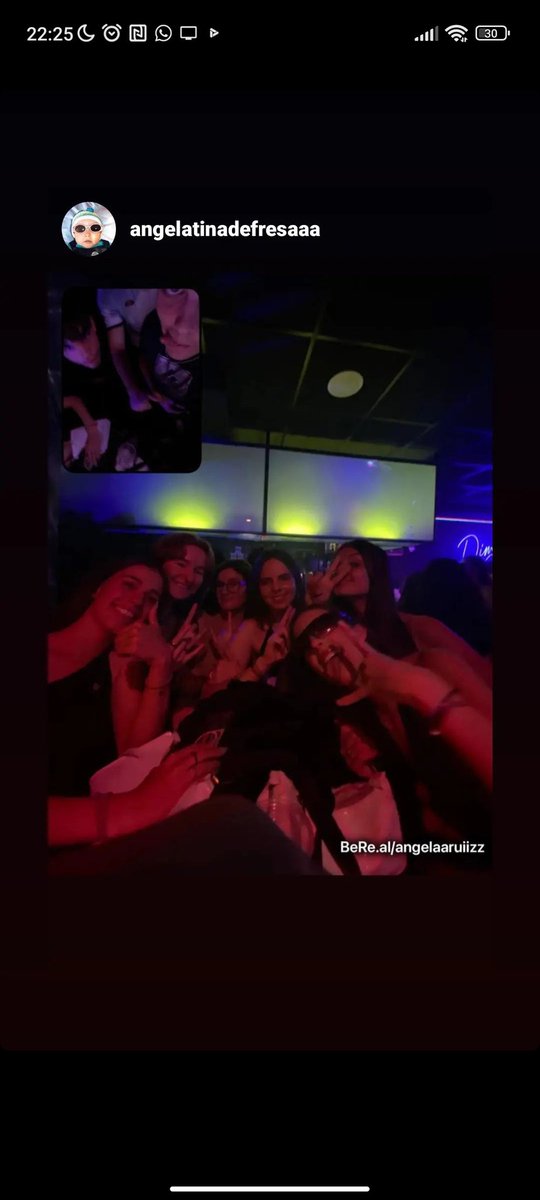 <a href="/Alba_rg8/">Alba 🦋</a> Mientras estemos las de griego amigas no le faltan asiq τακε ετερα