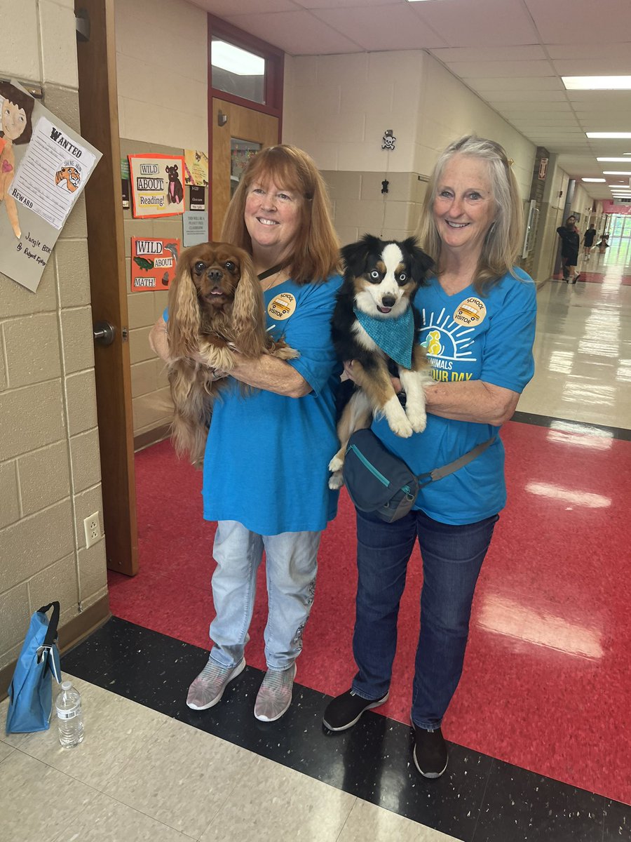 CM_ParentMentor's tweet photo. These beautiful therapy dogs visited the school today for Abilities Week! We talked about the purpose of the therapy dogs in the classrooms they visited!! Those puppies got lots of pets and snuggles!! Even the staff got a nice little break! https://t.co/tQIdwXQMyb