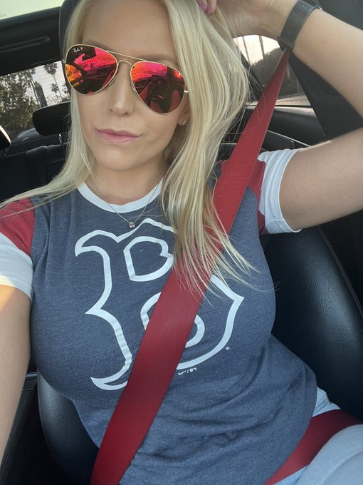 Hoping for a win today ⚾️ #RedSox https://t.co/T26DbBw2T2<a href="/tag/redsox"class="tags">#RedSox</a>