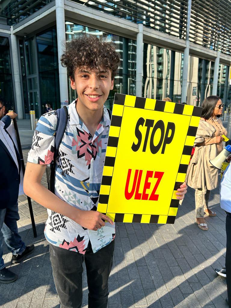 Great energy at the Brent #stopulez protest today, demanding #sadiq u-turn on the #drivingtax - #khan must listen to the majority of Londoners who don’t want #ulez - #khanmustgo #stopsadiq