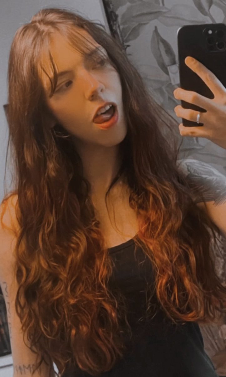 Bathory_Aria 🥀 tweet media