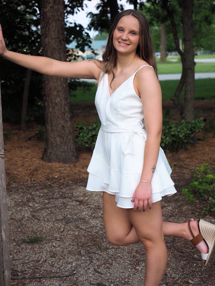 reutter_lisa's tweet photo. Proud moment!  @BrookeReutter will be attending Mizzou’s Health Sciences and Honors program next fall! https://t.co/XJ7IbcEO1T