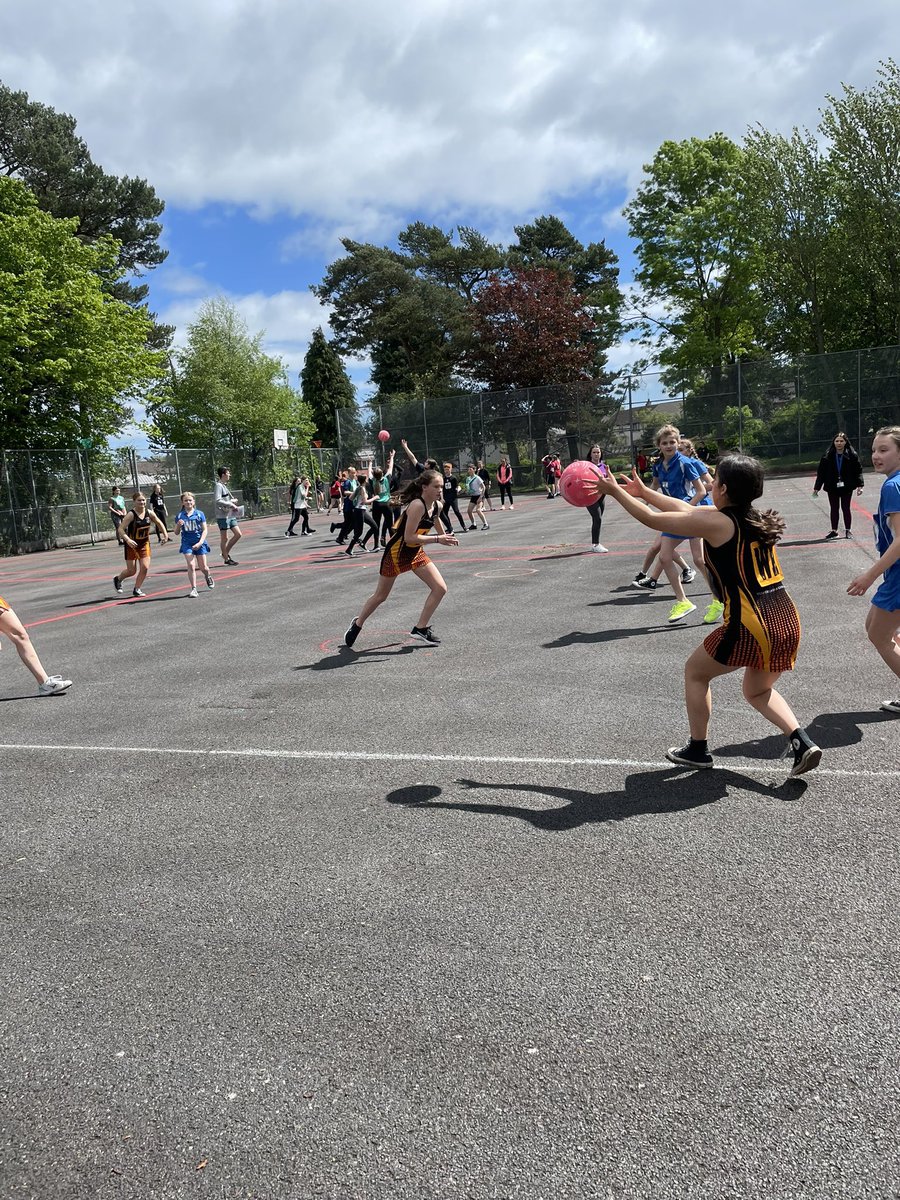 GlenrothesHS HWB (@ghs_hwb) on Twitter photo ⚽️🏐🏉 DAVE GARLAND 2023 🏉🏐⚽️
Thank you to everyone for attending todays event!
We hope you enjoyed your afternoon in the sun☀️
Congratulations again to our winners this year <a href="/Beath_HS/">Beath High School</a> <a href="/LevenmouthAc/">Levenmouth Academy</a> <a href="/Balwearie_PE/">BalweariePE dept</a> <a href="/qahsinfo/">Queen Anne HS</a>
<a href="/GlenrothesHS/">Glenrothes High School</a> <a href="/FifeActiveSch/">Fife Active Schools</a> ⚽️🏐🏉 DAVE GARLAND 2023 🏉🏐⚽️
Thank you to everyone for attending todays event!
We hope you enjoyed your afternoon in the sun☀️
Congratulations again to our winners this year <a href="/Beath_HS/">Beath High School</a> <a href="/LevenmouthAc/">Levenmouth Academy</a> <a href="/Balwearie_PE/">BalweariePE dept</a> <a href="/qahsinfo/">Queen Anne HS</a>
<a href="/GlenrothesHS/">Glenrothes High School</a> <a href="/FifeActiveSch/">Fife Active Schools</a>