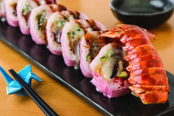 ShopKING_Twp's tweet photo. What's on the menu for lunch today? Why not head over to Paper Crane Sushi Bar and Bistro in King City! Check out the menu online at https://t.co/2p9K08SkeL or visit them at 12975 Keele Street, Unit 1.

#ShopKING #shoplocal #dinelocal #DineKING #KingCity #KingTownship https://t.co/8t9l6GZ4Sx
