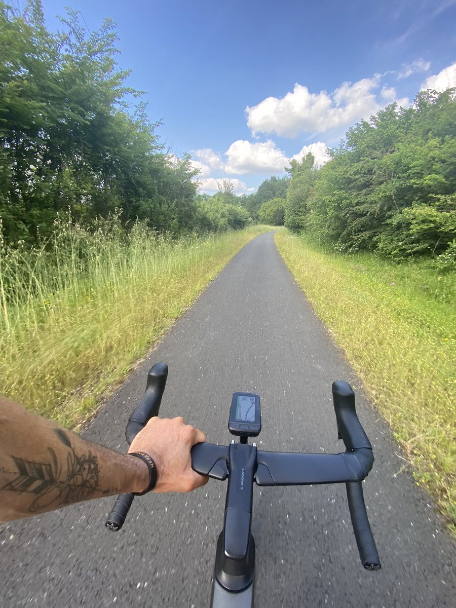 Ian Holmes tweet media