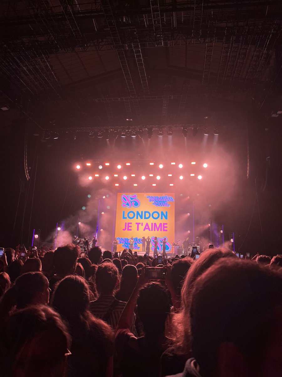 Angèle at Wembley!

so surreal to spend a night singing along to French songs in London, surrounded by French speakers, A-Level students and language lovers… what MML dreams are made of🥰