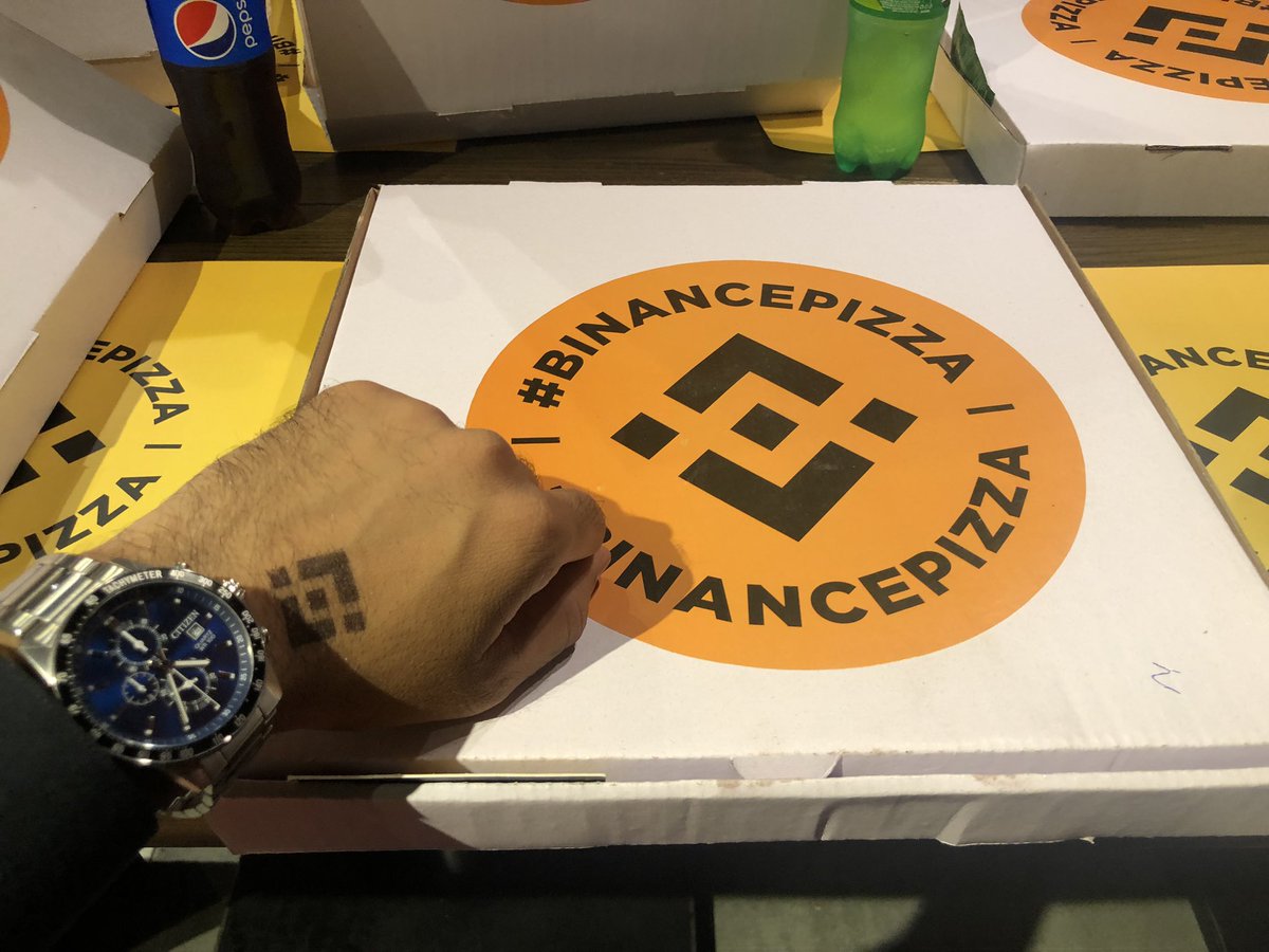 wKr_ch6's tweet photo. I don’t want pizza I just want #BNB in my portfolio 😜 by the way #BinancePizza was delicious 😋 @BinancePk @binance @cz_binance #Binance #bitcoin #BNB https://t.co/z4lv0NI1PJ
