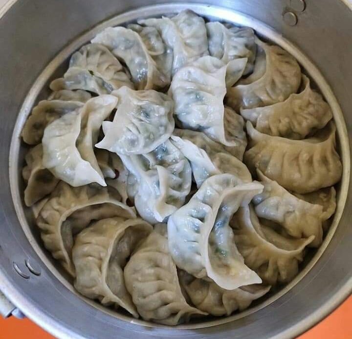 mizoraminsta's tweet photo. Momo duh deuh thian i nei em? π
.
.
Pic credit π· @ruat.puii2012
.
.
.
#momo #steammomos #momos #eitur #riltam #food #foodstagram #foodie #mizostyle #mizoram #mizoraminsta #northeastIndia https://t.co/nSGc3qlerC