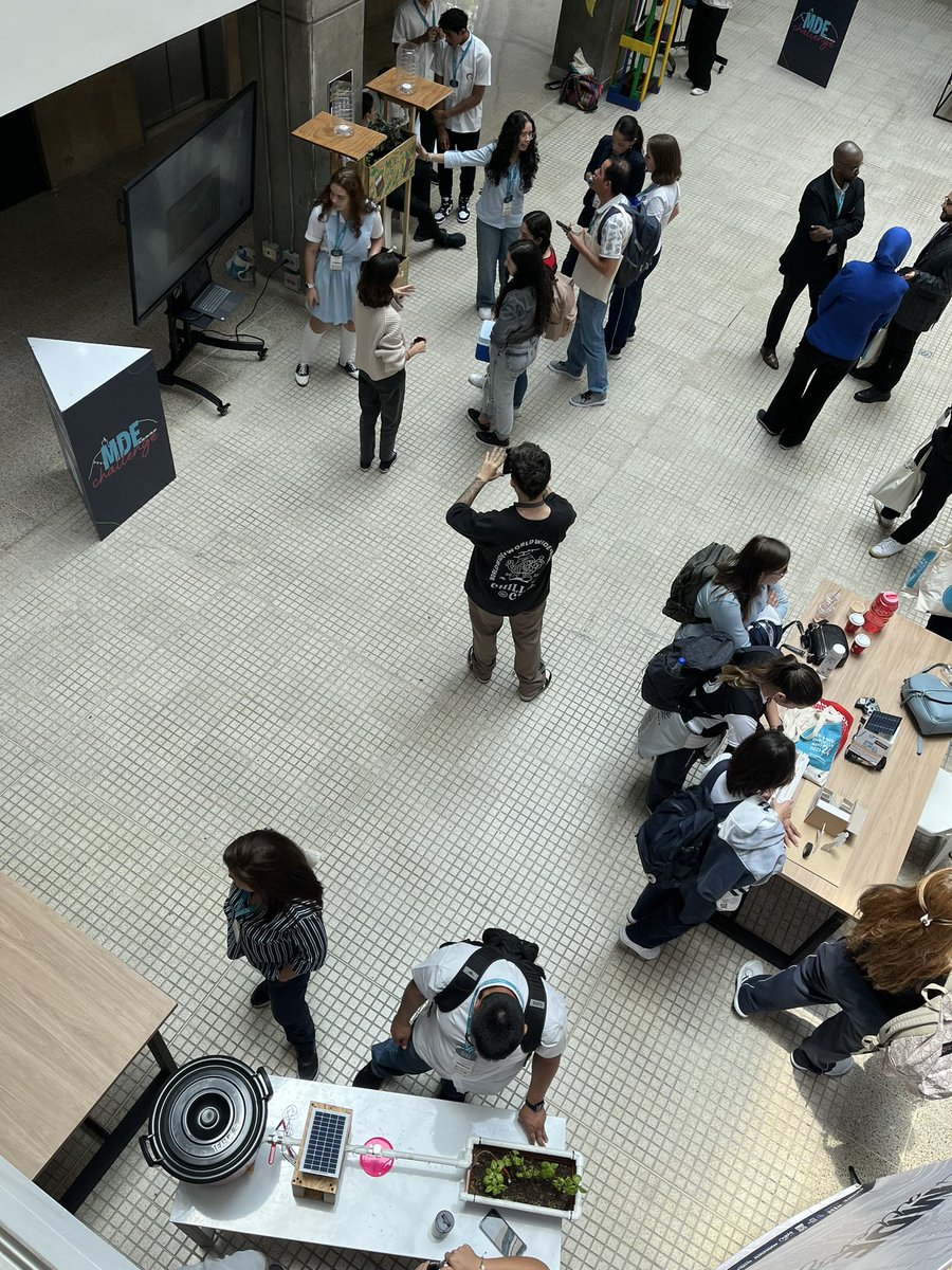 Opening panel and MDE challenge… powerful conversations! <a href="/globaleduforum/">GlobalEducationForum</a> <a href="/WISE_Tweets/">WISE</a>