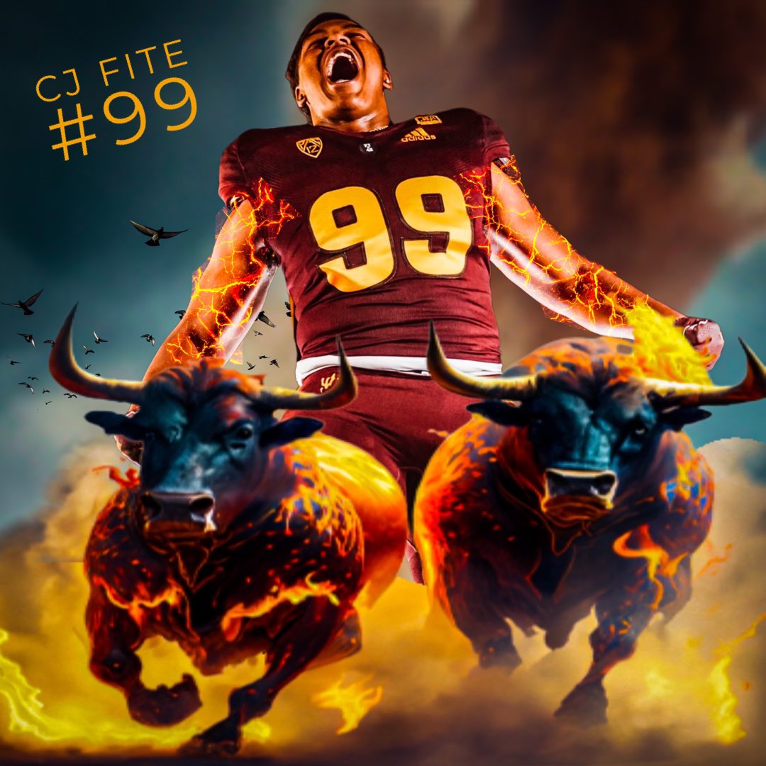 Commit2theFork's tweet photo. 99 days till kickoff! Today we shout out the young Bull #99 @FiteCullen 🔱🆙
#commit2thefork https://t.co/dO6c36RFsH