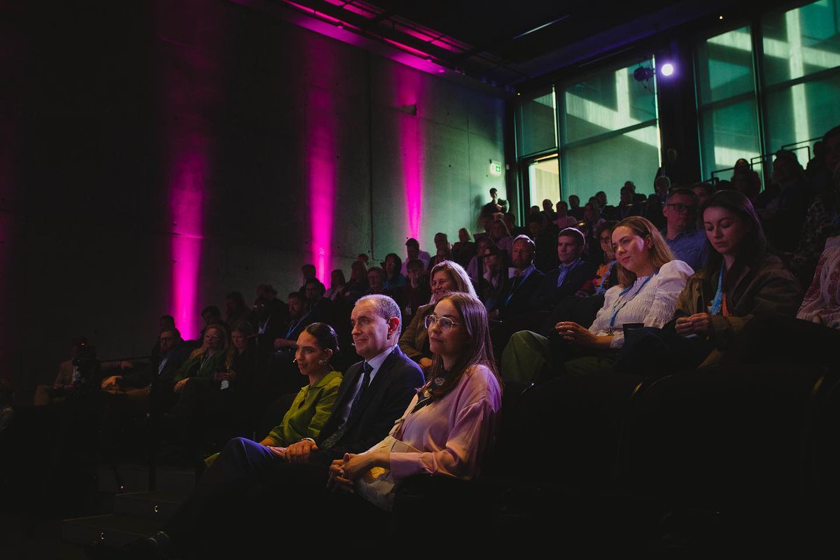 Privileged to open up the auditorium in Gróska yesterday morning at Iceland Innovation Week, sharing the stage with <a href="/andriheidar/">Andri Heiðar Kristinsson</a>, the CEO of Digital Iceland, <a href="/thoreyvil/">Thorey V</a>, the CEO of Empower, and <a href="/jarthrudur/">Jarþrúður</a>, the Head of Innovation at @businessiceland. An honour to set the stage