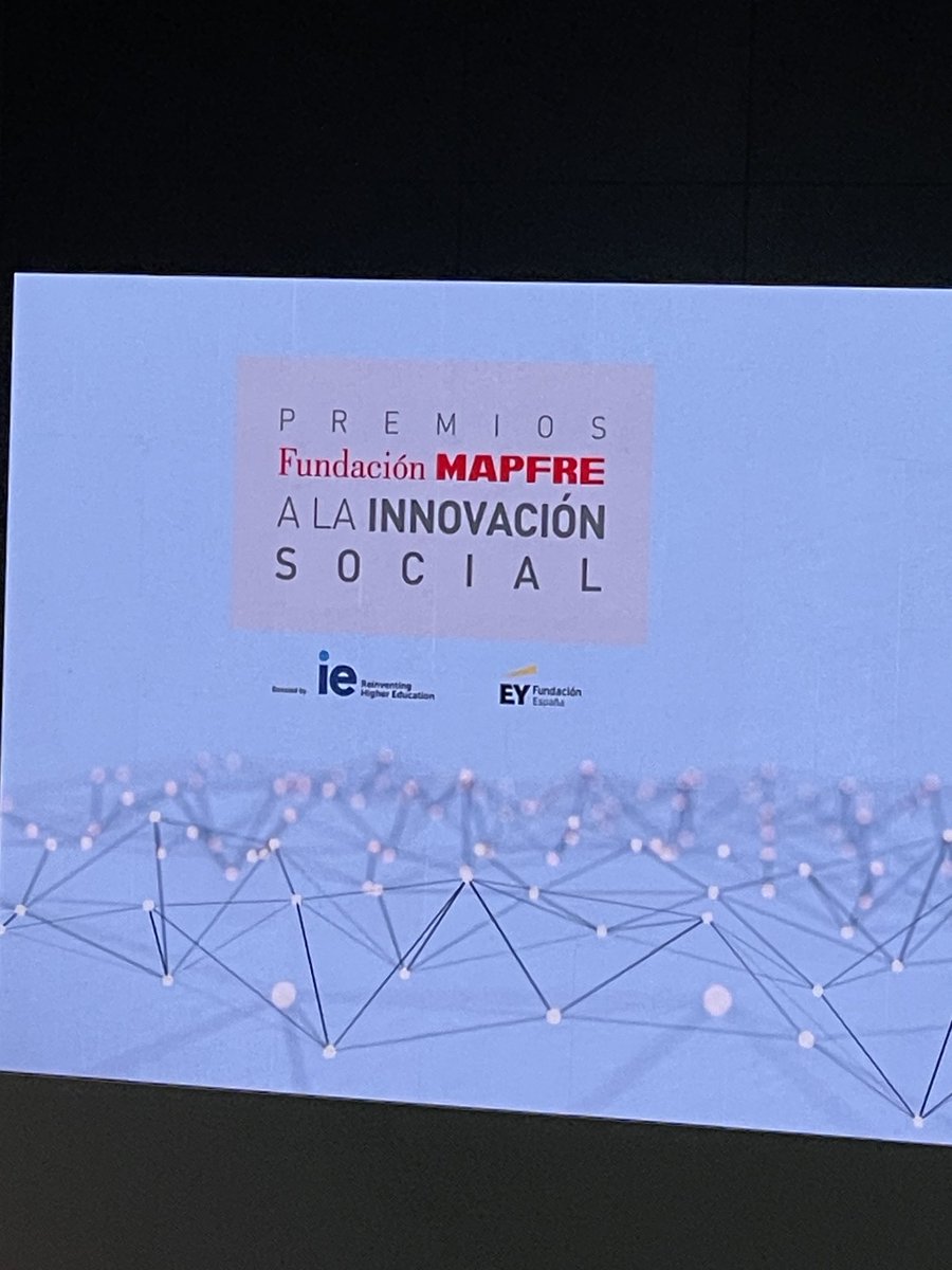 teoandrade's tweet photo. Qué mejor manera de innovar que buscar cada día nuevas formas de ayudar a los demás #FundacionMapfre https://t.co/EN2TCStC6Z