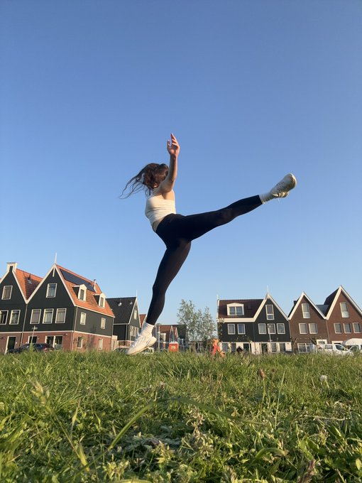 Some of the best moments in life are the ones you can't tell anyone about. 😏 #nsfw #photos #price https://t<a href="/tag/photos"class="tags"><span>#photos</span></a><a href="/tag/price"class="tags"><span>#price</span></a><a href="/tag/nsfw"class="tags"><span>#nsfw</span></a>