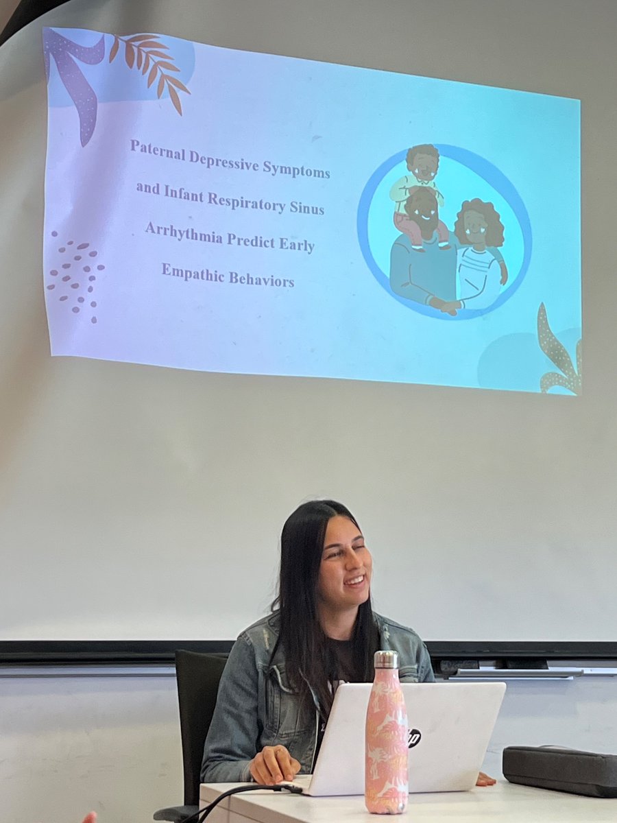 GueronNoa's tweet image. Happy holiday in our lab today with great food followed by an inspiring presentation by Yael Dann about paternal depression, infant RSA and early empathic behaviors. #Shavuot