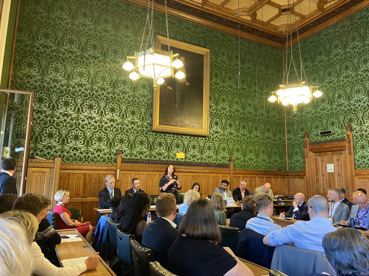A full house in Parliament as the <a href="/CIPR_Global/">Chartered Institute of Public Relations</a> and <a href="/CIMinfo/">CIM</a> debate.

First up <a href="/mrsjennifield/">Jenni Field</a> makes a passionate case for professional development being essential to developing trust.

“This is about the foundations of what we do - it doesn’t matter about the tools we use.”