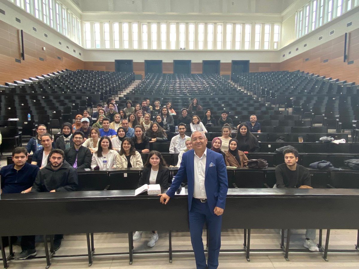 Kalbi burda kendisi uzakta olan öğrencilerime 2022-2023 Eğitim yılından bir hatıra.