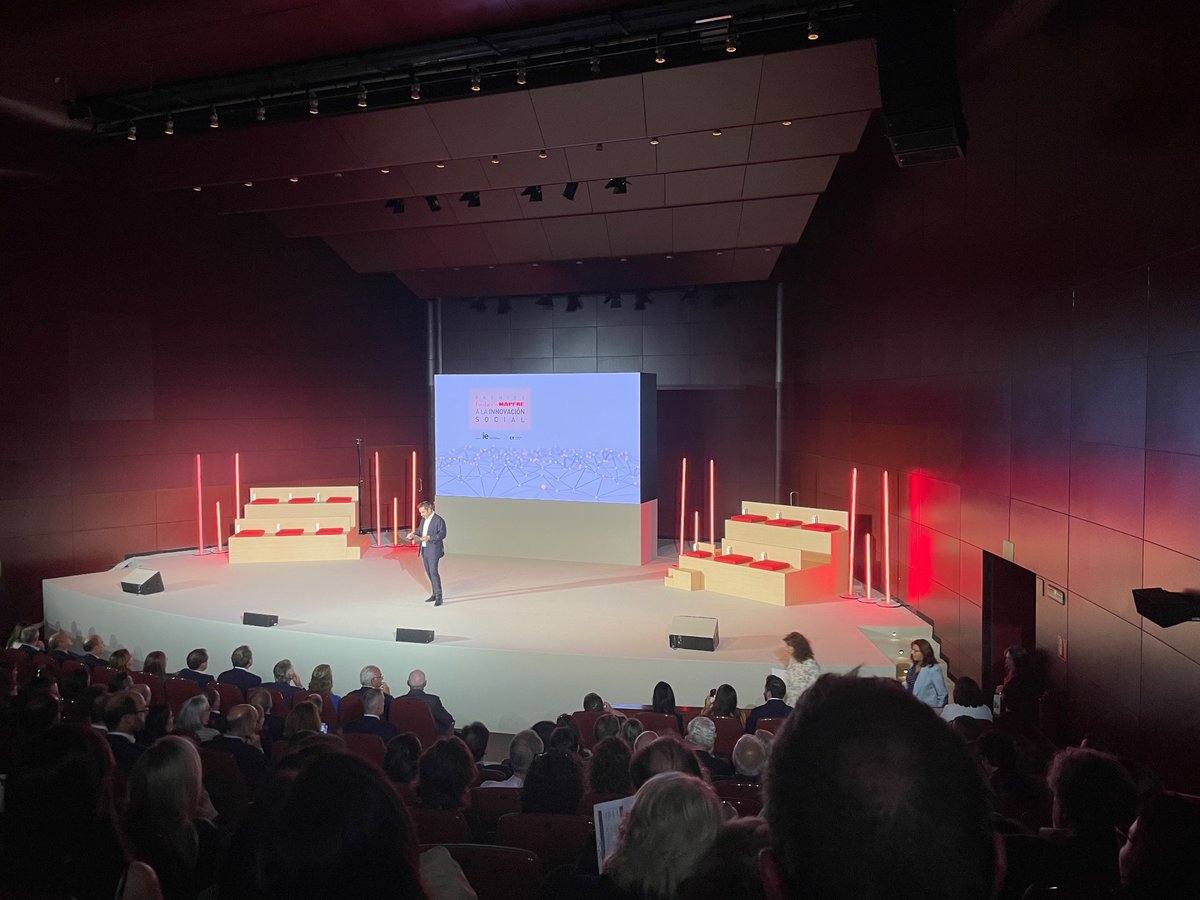 Darío Olivares Conce (@daroolivarescon) on Twitter photo Muchas gracias a la <a href="/fundacionmapfre/">FUNDACIÓN MAPFRE</a> por contar con <a href="/marina_empresas/">Marina de Empresas</a> para vuestros premios a la Innovación Social. Impresionante evento! Enhorabuena a los ganadores. Muchas gracias a la <a href="/fundacionmapfre/">FUNDACIÓN MAPFRE</a> por contar con <a href="/marina_empresas/">Marina de Empresas</a> para vuestros premios a la Innovación Social. Impresionante evento! Enhorabuena a los ganadores.
