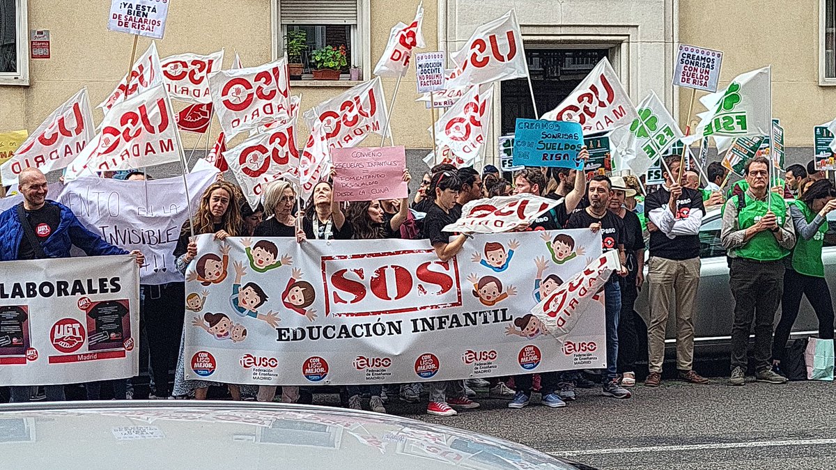 feuso_madrid's tweet photo. @f_ense_uso Luego diréis que somo 5 o 6. Menos Asesores y más educadores! #SOSEducacionInfantil #ConUSOMejor #SalariosDignosInfantil @USOConfe https://t.co/h6v07ZwrR4